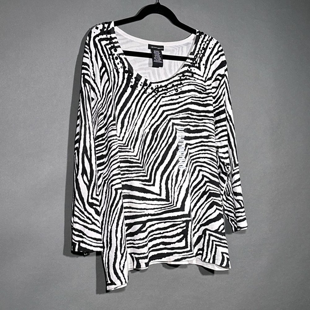 LH Sport Zebra Print‎ Top/Tunic With Embellishments Around Neckline Size XXL